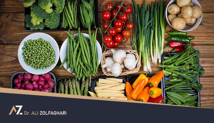 تغذیه بعد از جراحی پلک | بعد از عمل بلفاروپلاستی چی بخوریم؟
